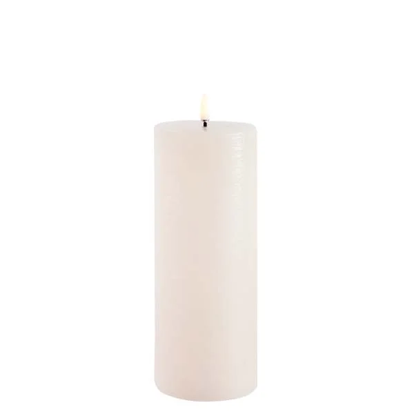 Uyuni stompkaars pillar candle vanilla 7,8 x 20,1 cm 